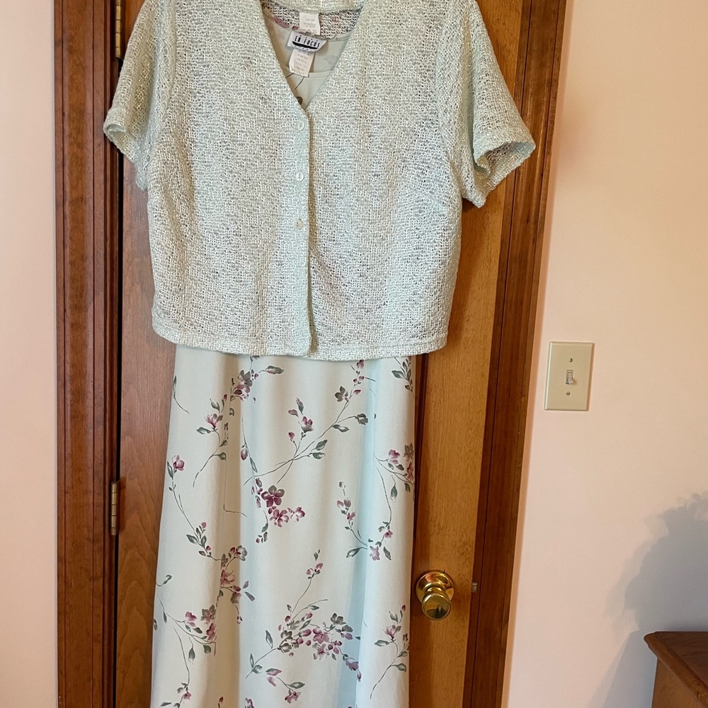 Enfocus Studio Pink and Green Maxi Sundress V-Neck